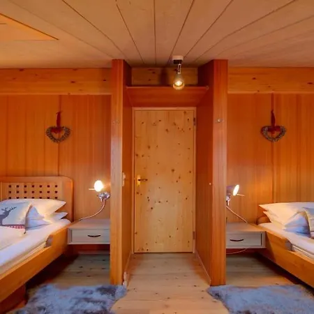 شقة Sleeps 6 Wifi *
