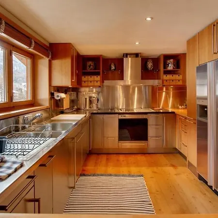 Sleeps 6 Wifi